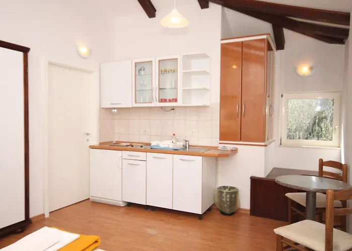 דירה Bilo 8364b *